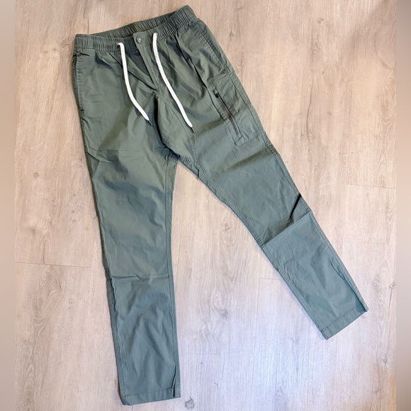 Vuori Men's Ripstop Climber Pants Slim Fit Organic Cotton Outdoor Olive Green